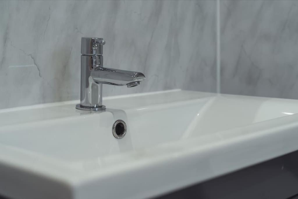 1 Bed - Wifi - Pet Friendly - Harrow Apartment Ngoại thất bức ảnh